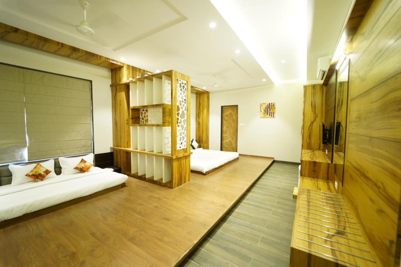 Hotel The Royal Inn Baramati Exterior photo